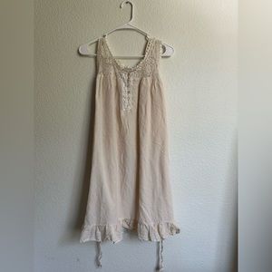 beautiful babydoll linen dress with lace